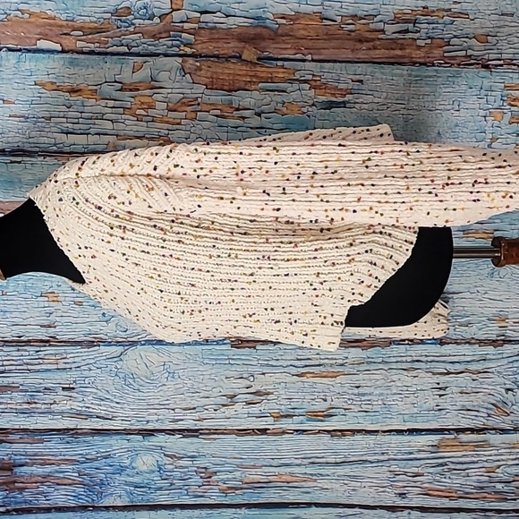 Altar'd State Popcorn Multicolor Cropped Sweater - Picture 5 of 12